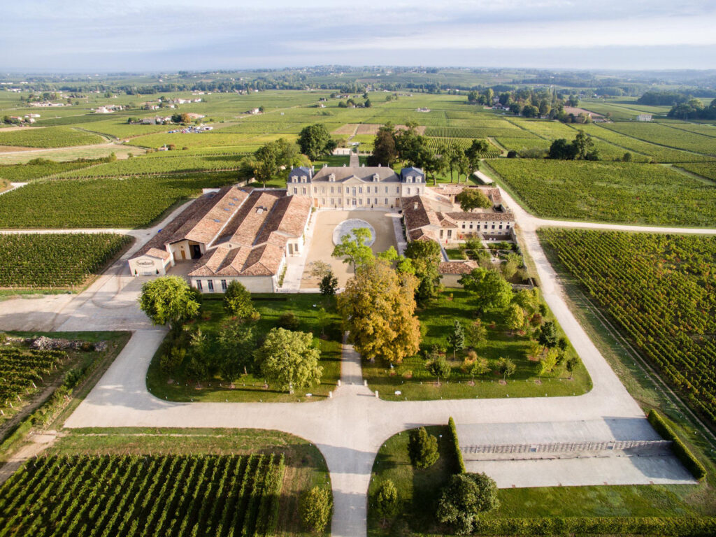 Façade du Château Soutard, Grand Cru Classé Monument Historique à Saint-Émilion.